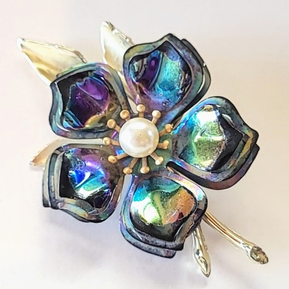 VINTAGE OIL SLICK LAYERED FLOWER BROOCH - BLUE, GREEN, PURPLE - Picture 5 of 5